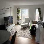 Fully Equipped Apartment, 15 Min To Downtown